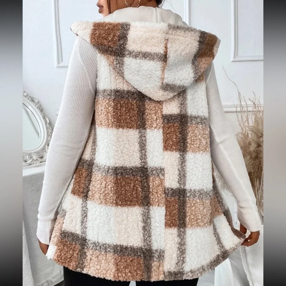 SOLD- Mercari. SHEIN Essnce Plus Plaid Pattern Teddy Vest Coat - Picture 2 of 2